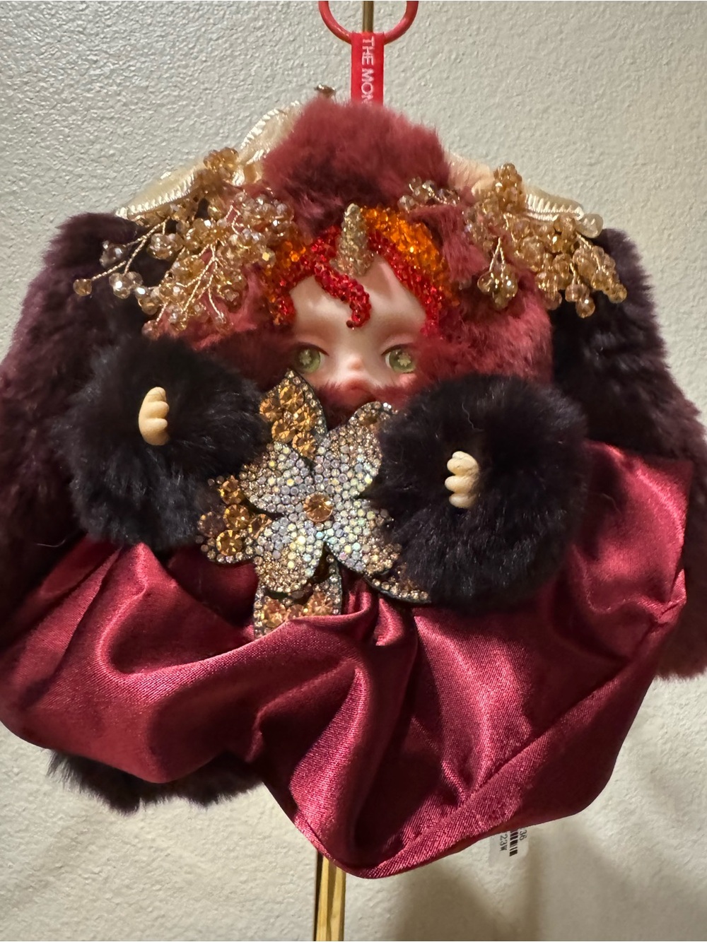 Red Fur Crystal-Embellished Skullpanda - Picture 3 of 5
